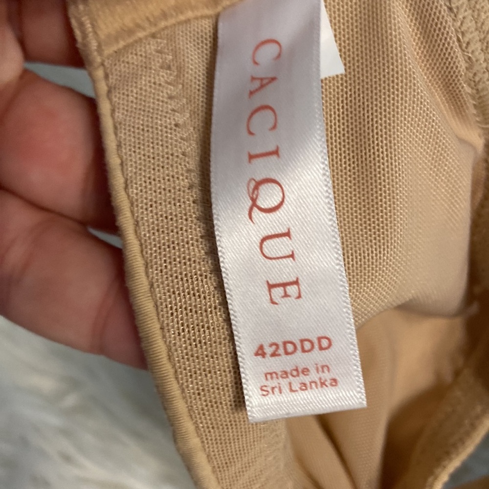 Cacique Bra size 42DDD excellent condition color tan - Picture 5 of 12